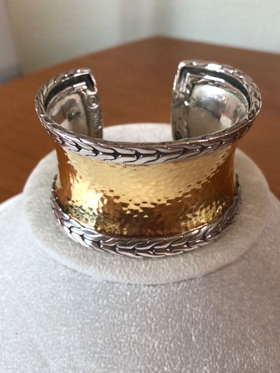 Cuff Bracelet - Picture 5 of 5